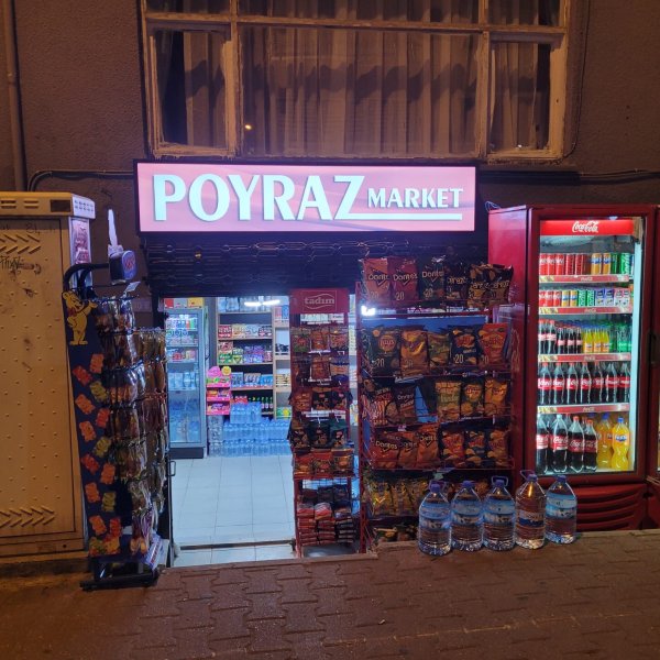 Poyraz Market Işıklı Vinil Germe Tabela Uygulaması