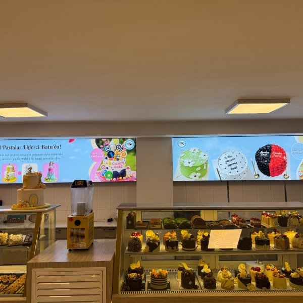 Eklerci Batu İç Mekan Işıklı Menü Board ve Görsel Uygulamaları